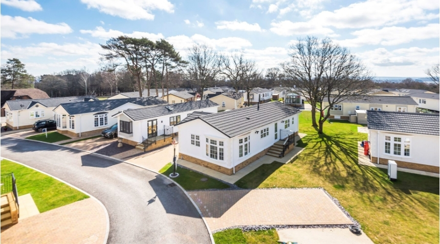Regency Living choose EliteParks to manage their park homes community.